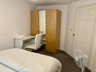 The Flat - Monmore Green - 3