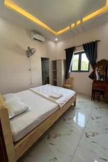 Thanh Hang Hotel - - 2