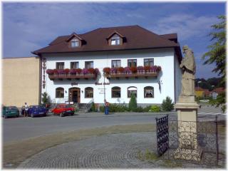 Hotel Stara Skola - Sloup - 2