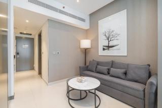 Cozy Studio Perfect for 4 at Damac Maison Prive - 4