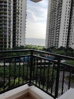 XTU 3Bedrooms at Forest City - 8