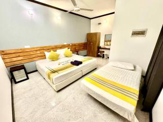 Seascape Retreats Dhigurah - 6