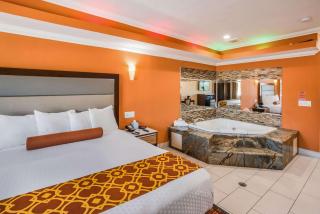 Rodeway Inn & Suites Pasadena - 8