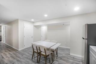 Charming Silver Spring Oasis - 8