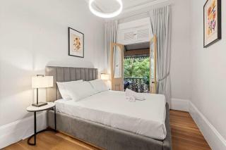 Elegant 6-Bed Home with Harbour Views - Sydney - 9