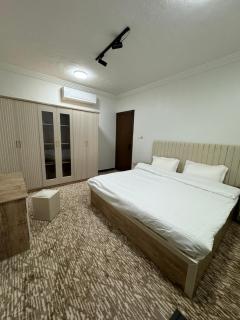 شقة مريحه بغرفتي نوم وصاله ومطبخ - 1