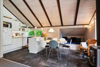 Charming, Well-Maintained Holiday Home On A Secluded Nature Plot At The End Of A Quiet Lane - 6