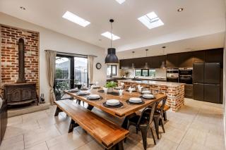 Sunnysprings Plus Studio - 7