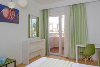 Zeus Hotels Palm Beach - 1