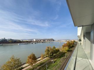 Panorama Apartment at Infinity Budapest - Budapest - 9