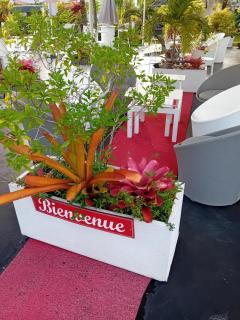 Bungalow charmant à Sainte-Rose avec piscine partagée - 9