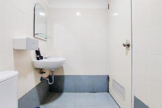 Warm and Comfort Stay 1BR Akasa Pure Living BSD Apartment By Travelio - Tangerang - 1