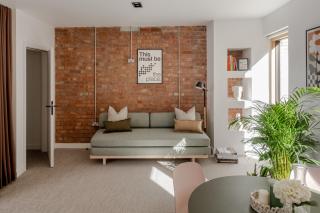 King Street Studios - King Edward II - 5
