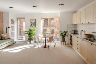King Street Studios - King Edward II - York - 4