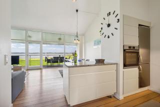 Beautiful Holiday Apartment With Panoramic Views Over Ebeltoft Vig And The Mols Hills, - Ebeltoft - 0