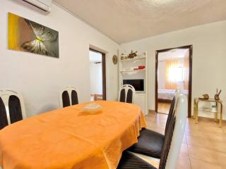 Apartment Lilly with outdoor Trampoline and Grill - Krk - 1