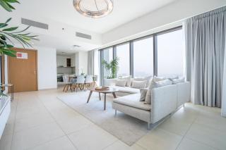RH - Burj Khalifa View, 03BR with Maid's Room, 7 mins walk to Burj Khalifa - Dubai - 7