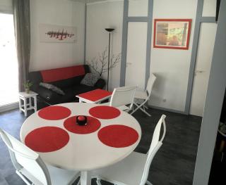 Chalet orange naturiste la Jenny - 6