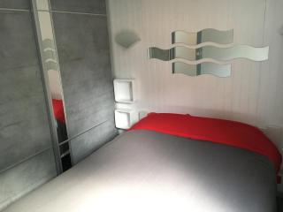Chalet orange naturiste la Jenny - 3