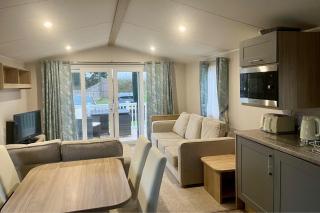 Surfside Bliss - Cayton Bay Park caravan - Scarborough - 0