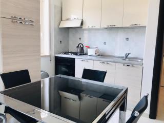 Pizzo Beach Club two bed Apartments 41F - Pizzo - 6
