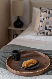 Renovated Gem near Pedion Areos Park & Museums - Athen - 6