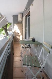 Renovated Gem near Pedion Areos Park & Museums - Atene - 3