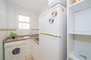 Torrevieja Beach & City Apartment - Torrevieja - 7