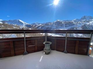 Magnifique appartement pour 5 personnes grande terrasse sud vue panoramique pistes et montagne, plein soleil, au calme havre de paix et de détente - Isola - 4