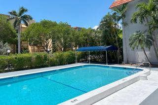 Sunny Isles Apartments by MiaRentals - 2