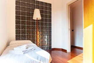Youhosty - Cechov 21 - Milan - 6