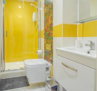 Chic and Cheerful pad in Sheffield City - Sheffield - 8