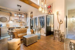 P1- Wonderful Experience Near Montmatre for 4-6p - Parijs - 6