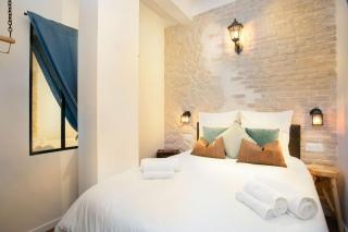 P1- Wonderful Experience Near Montmatre for 4-6p - Parijs - 7