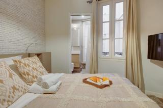 BnBNova - 3BR - Arc de Triomphe & Théâtre Marigny - París - 5