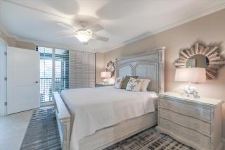 Compass Point 181 - 4