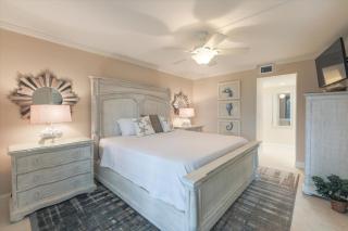Compass Point 181 - 3