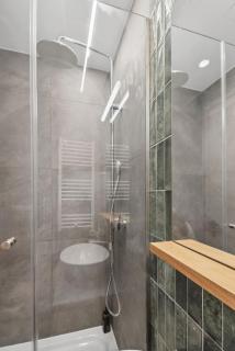 Limehome Piraeus Olive - Pireo - 8