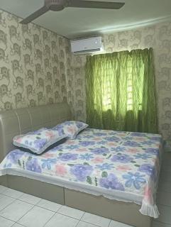 HK HOMESTAY Penang - - 3