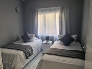 Ingwe Manor Guesthouse - Margate - 9