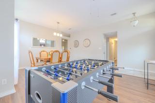 Oasis - Indoor Swimming Pool - The Colony - 7