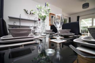 The Lockett Wonderful Large Bungalow Plympton, Plymouth Free Parking By StayStaycations - Plymouth - 8