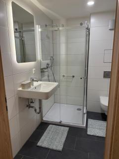 Moderne, zentralgelegene 2 Zimmer Wohnung - Nuremberg - 2
