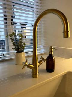 10 Wye Street - A sophisticated riverside home for 6 in Ross on Wye - 2