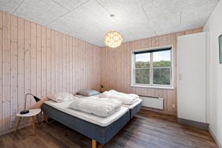 Stunning Home In Knebel With 3 Bedrooms And Wifi - 3