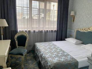 Royal Olympic Hotel - 1