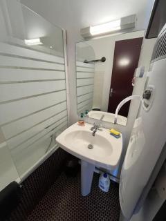 Studio situé à la Gela - 9