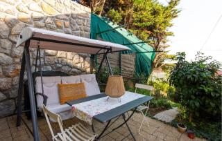 1 Bedroom Cozy Apartment In Icici - Ičići - 1