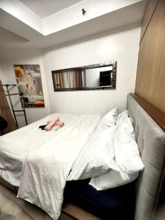 Shell Residences Staycation - Manila - 0