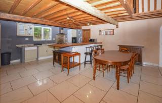 4 Bedroom Lovely Home In Azilone Ampaza - Azilone-Ampaza - 7